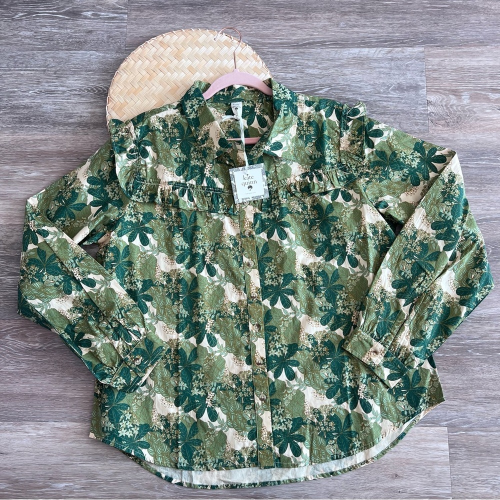 NWT Kate quinn women’s green leaf floral ruffle blouse